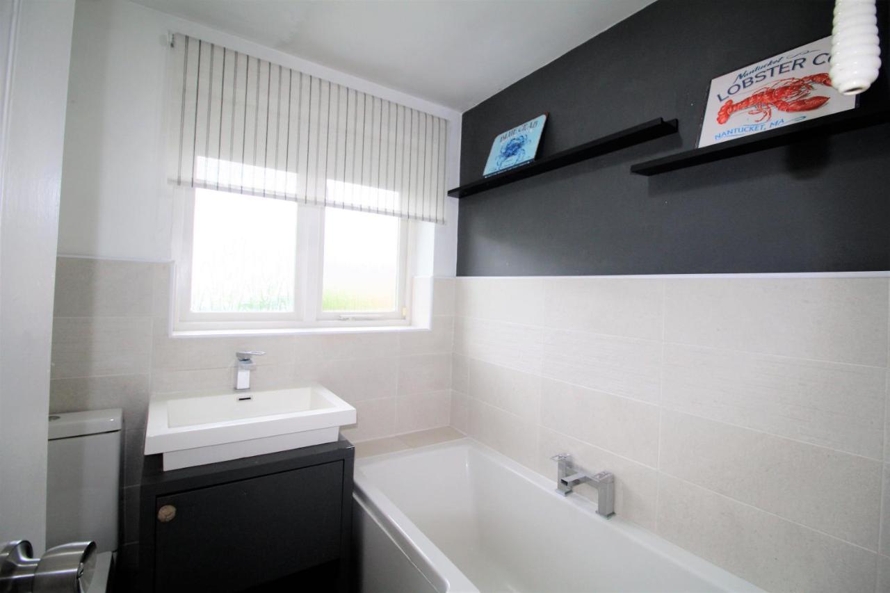 Doncaster - Warmsworth - Great Customer Feedback - 3 Bed Detached House - Private Garden & Parking Plus Garage - Quiet Cul De Sac Location - Dog Friendly - Fast Wifi - Close To Motorway Access 외부 사진